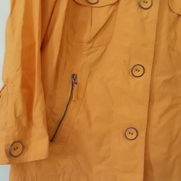 Jacket - Picture 3 of 7